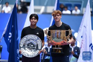 ����2��0սʤ���ɡ�Ǯ �ڶ��ζ�������е��ھ�